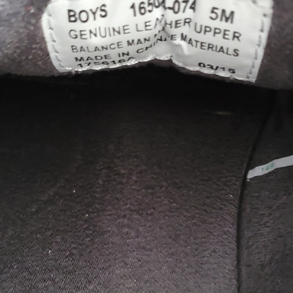 Boys size 5M Florsheim dress/casual shoes. Red and grey. - Picture 2 of 5